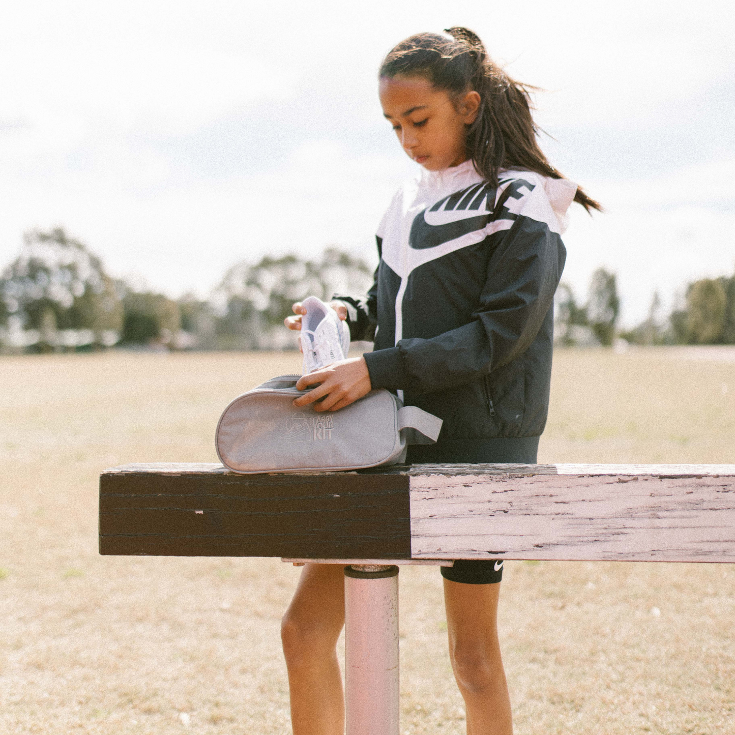 Small Wood Duck Grey Shoe Bag